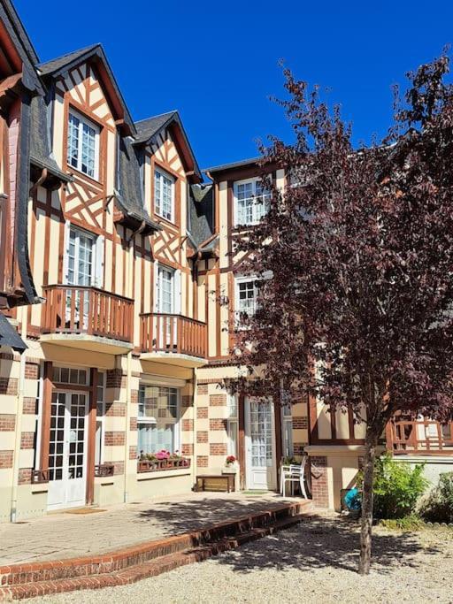 Studio Chic, Hyper Centre, 4 Minutes De La Plage Cabourg Exterior foto